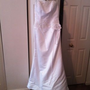 Strapless Beaded Amelie Wedding Dress Size 14